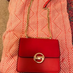 Beautiful red crossbody bag.